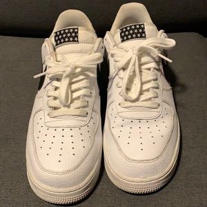 Nike Air Force 1